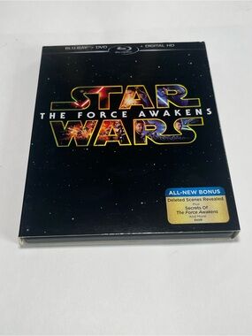 Star Wars: The Force Awakens Blu-ray + DVD - Black Cover